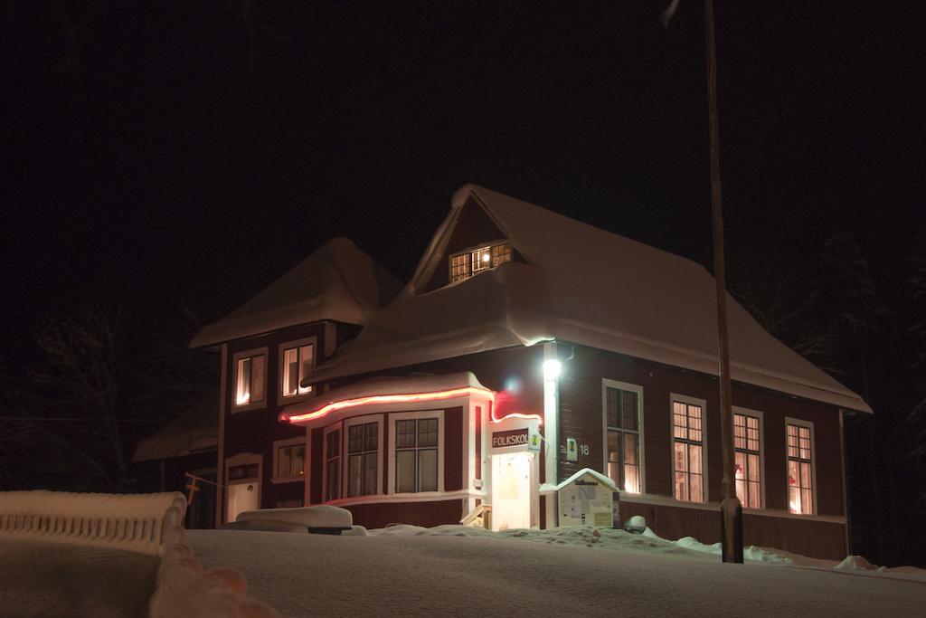 Hovra Vandrarhem Håvra Exterior photo